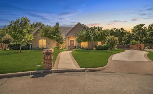 House in Colleyville, Texas, United States 1