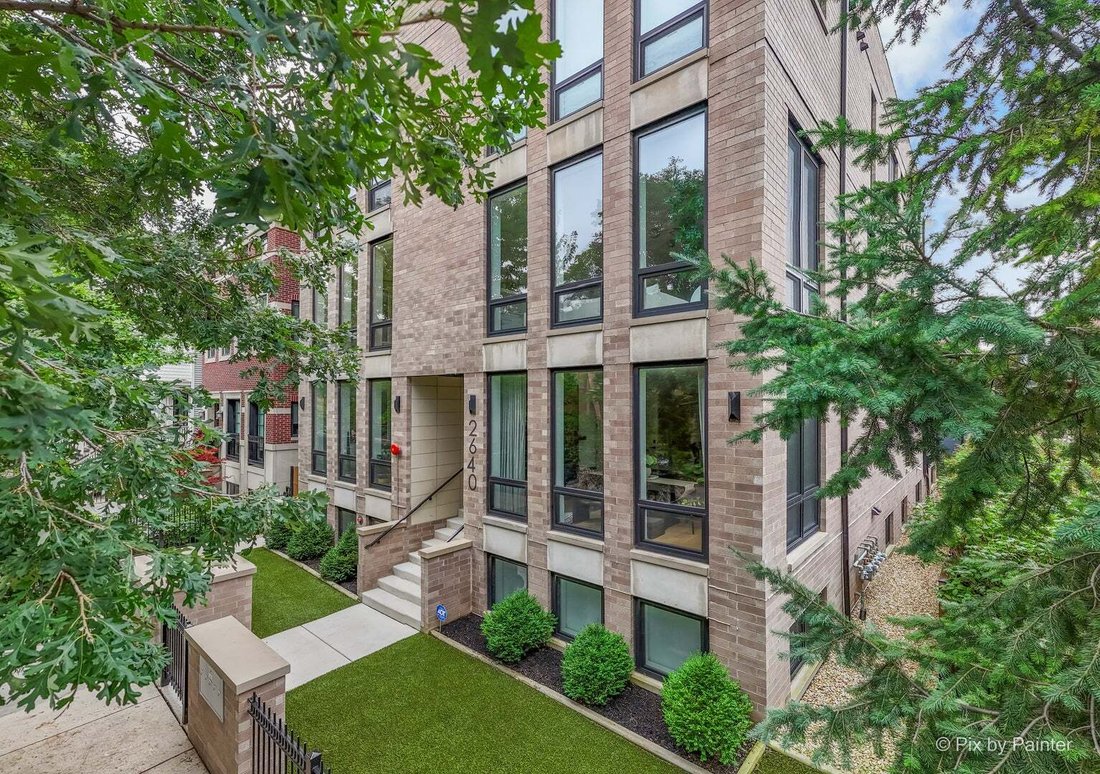 Condo in Chicago, Illinois, United States 1 - 18669123