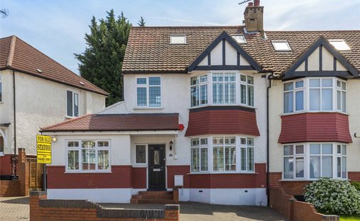 House in Barnet, England 1