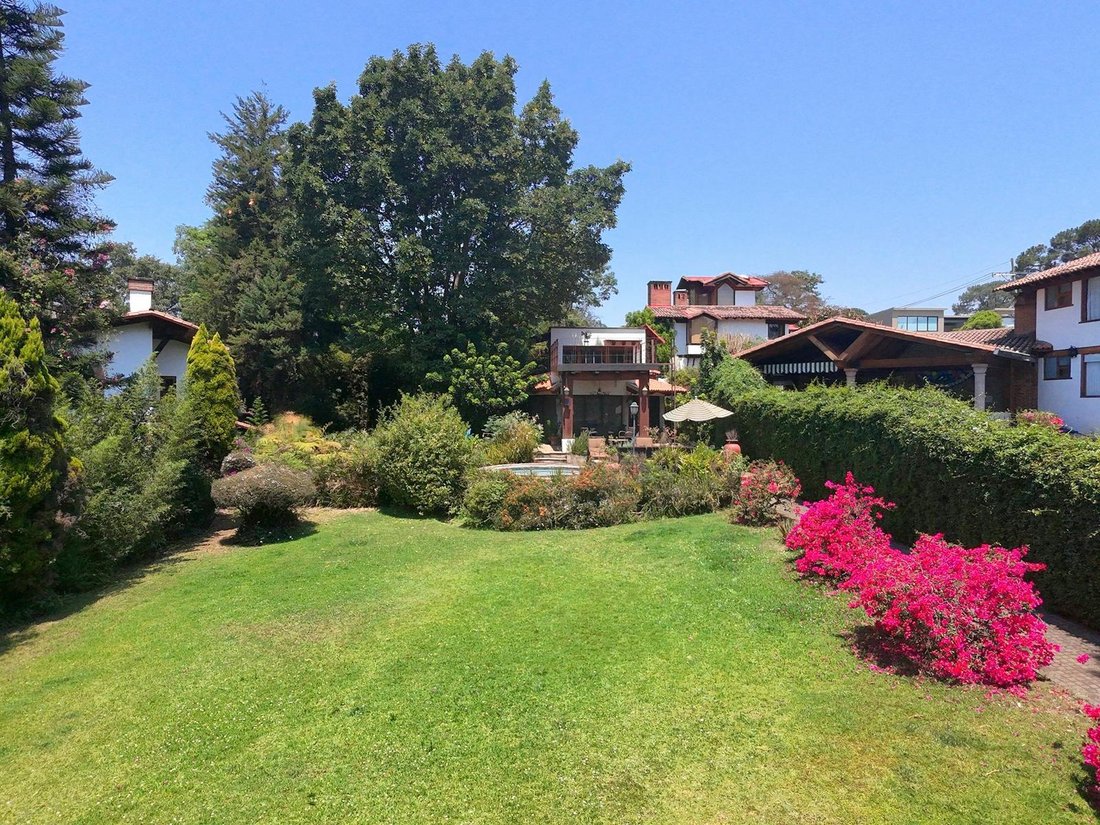 House in Valle de Bravo, State of Mexico, Mexico 4 - 18668383