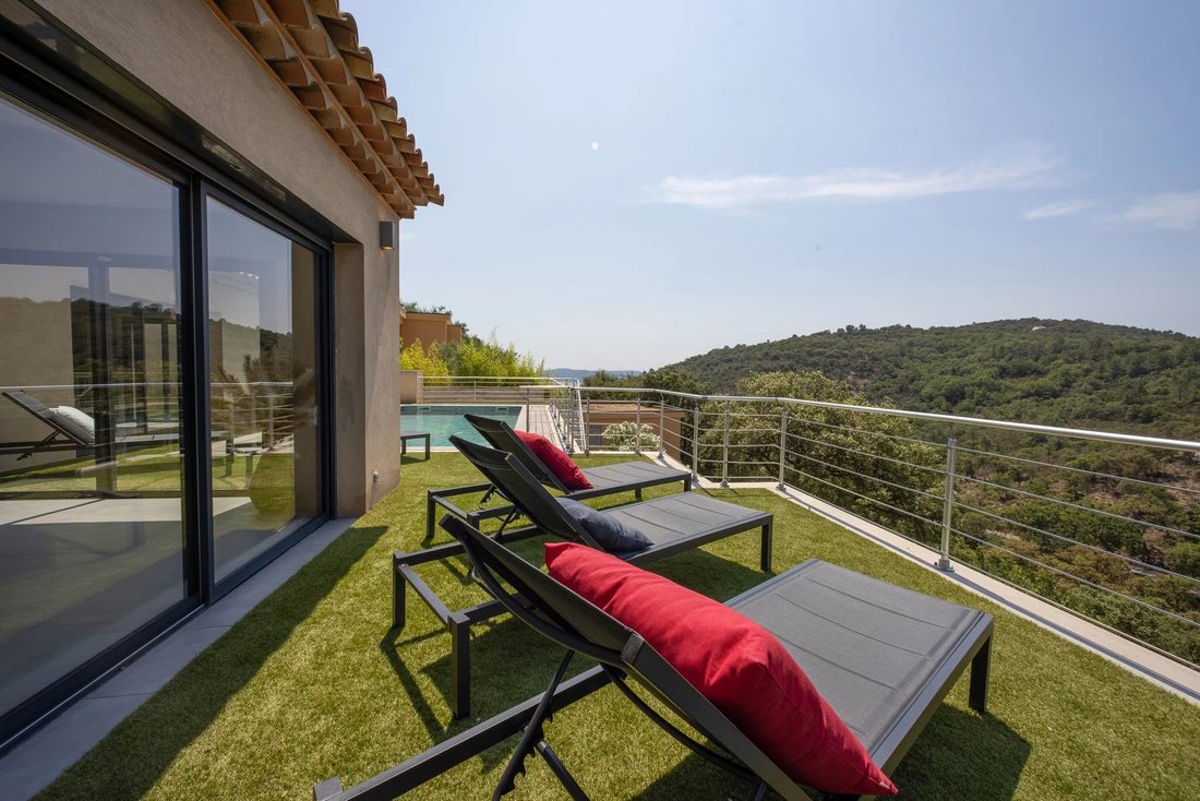 Villa in Est, Cogolin, France 1 - 13036598