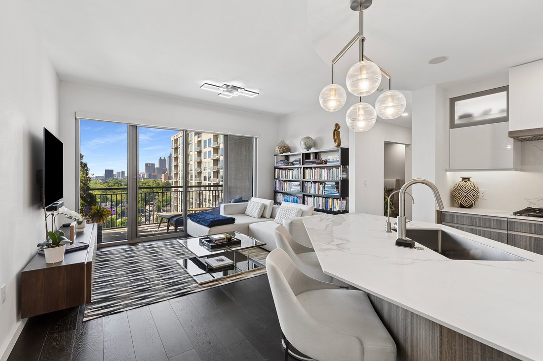 Condo in Atlanta, Georgia, United States 5 - 18666469