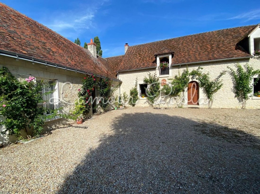 House in Saint-Jean-Saint-Germain, Centre-Val de Loire, France 1 - 17627235