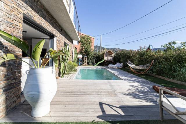 House in Nord Est, Bormes-les-Mimosas, France 3 - 16296772