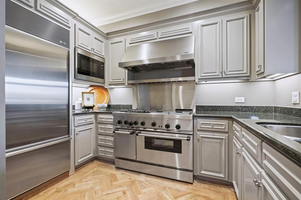 Condo in Dallas, Texas, United States 4 - 18664080