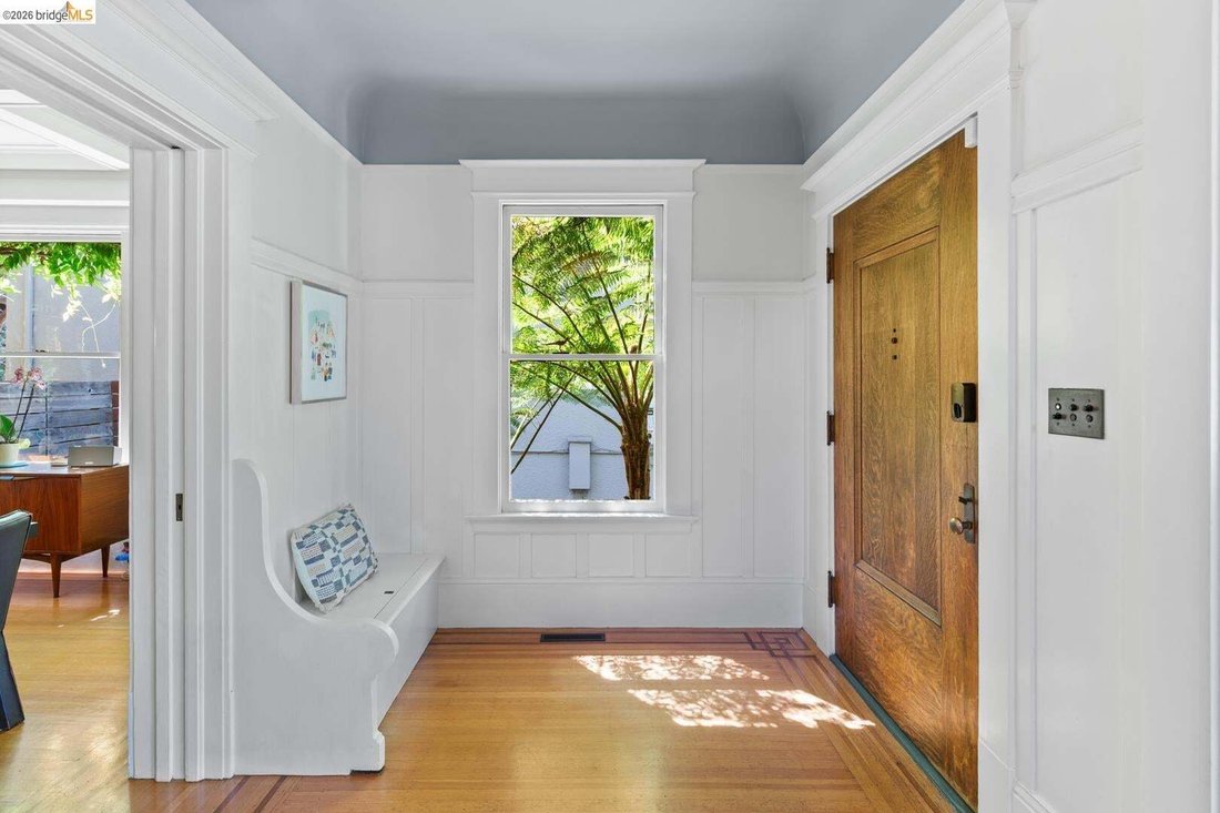 House in Oakland, California, United States 5 - 18662237