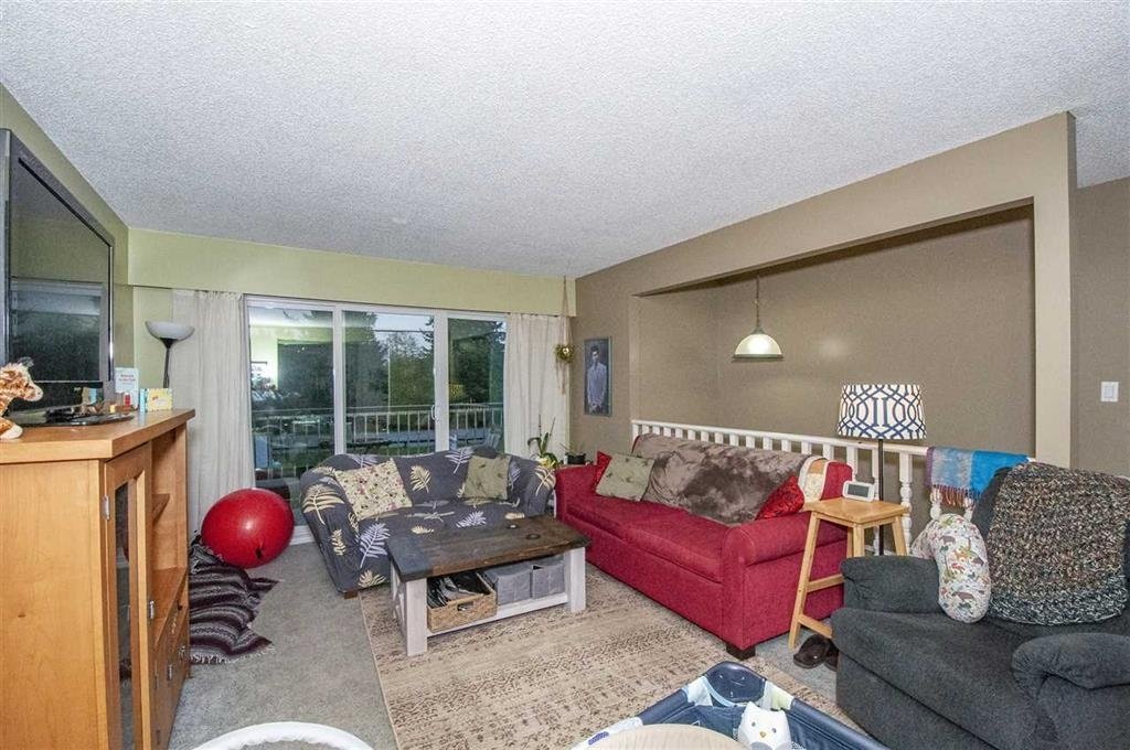 House in Surrey, British Columbia, Canada 4 - 18670339