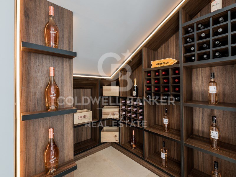 Apartment in Puerto Banus, Marbella, Spain 2 - 18669525