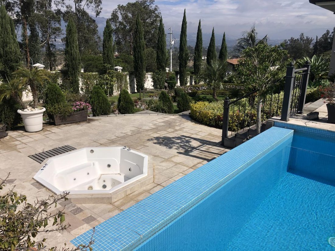 House in Quito, Pichincha, Ecuador 3 - 18660751