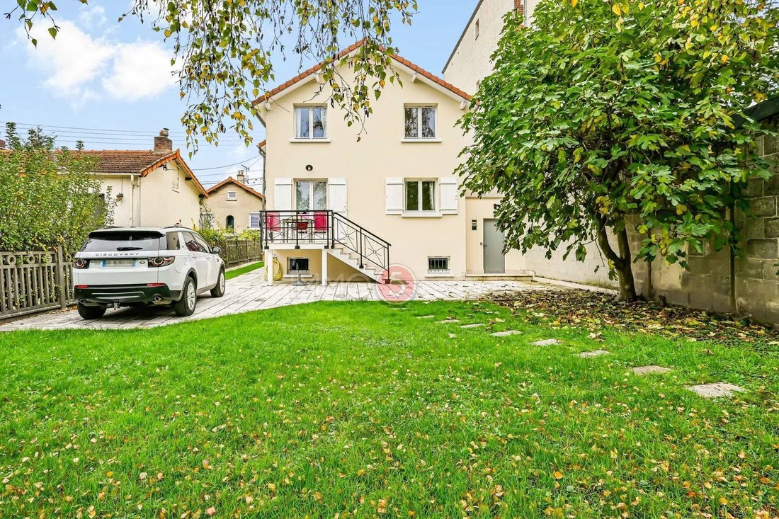 House in Thiers, Le Raincy, France 2 - 16408716