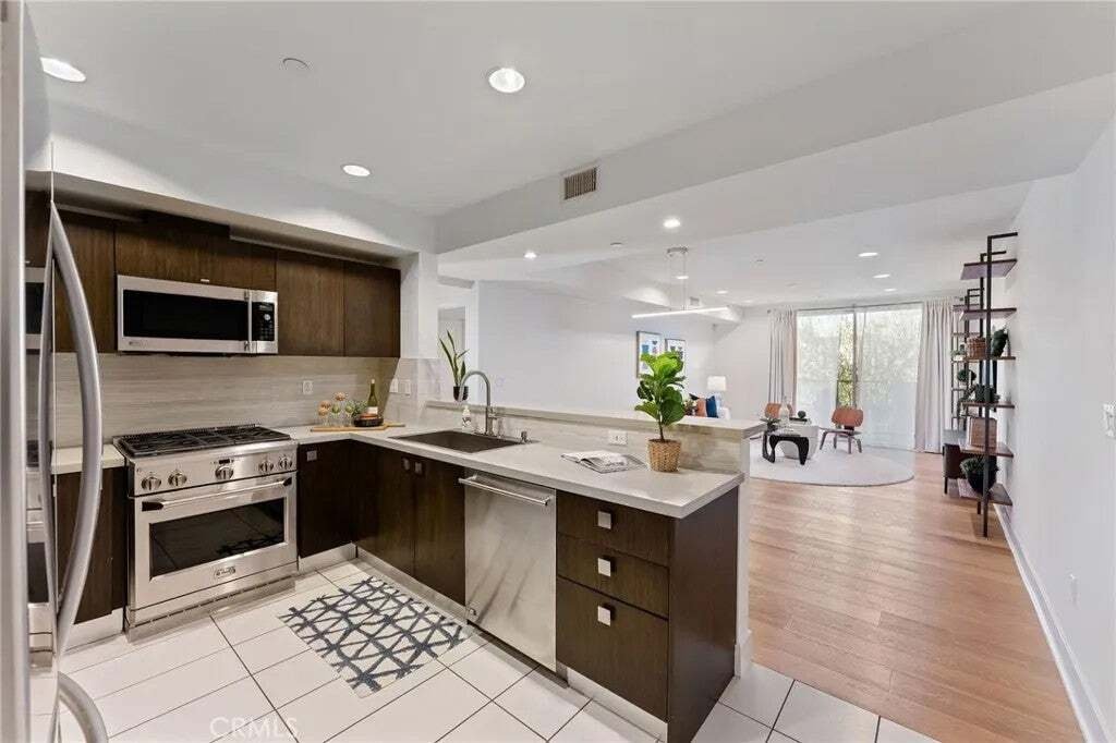 Condominio en West Hollywood, California, Estados Unidos 4 - 17828675