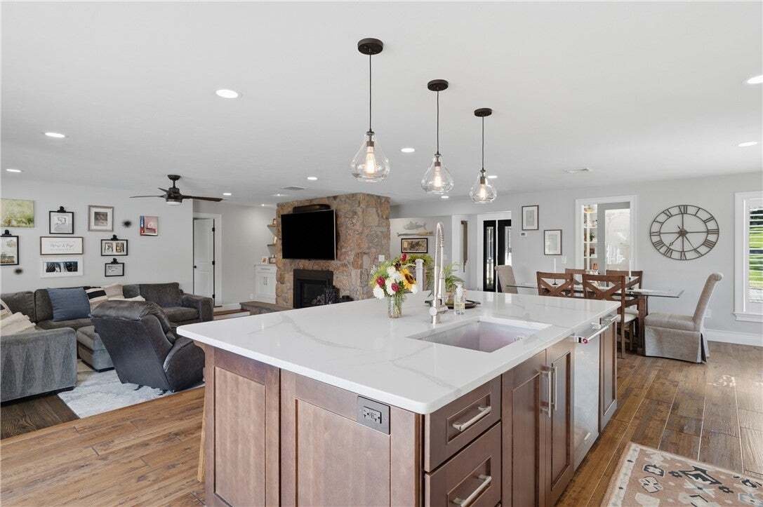 House in Johnston, Rhode Island, United States 5 - 18668986