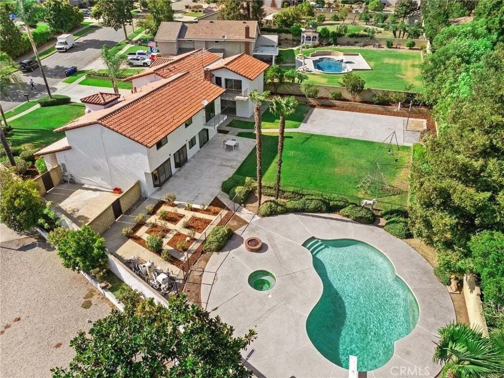 House in Upland, California, United States 3 - 18666184