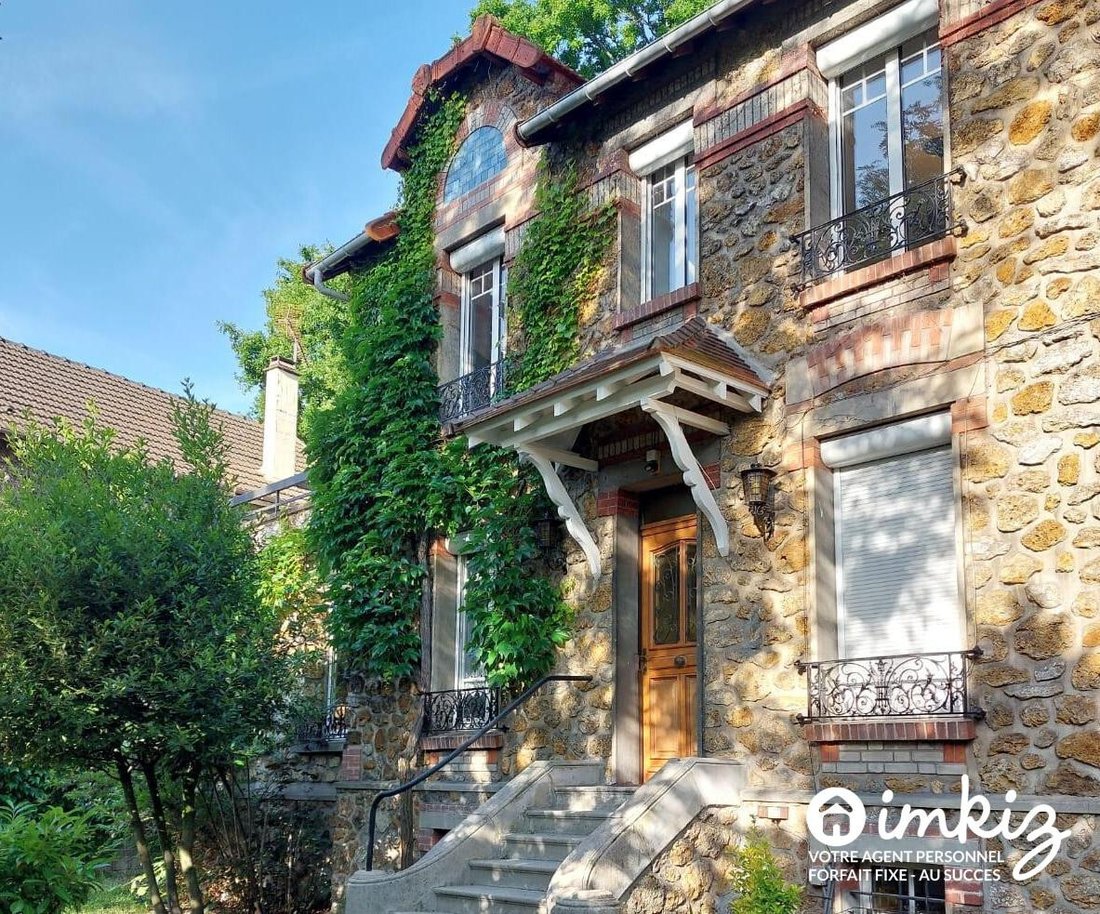House in Aulnay-sous-Bois, Ile-de-France, France 1 - 18667733