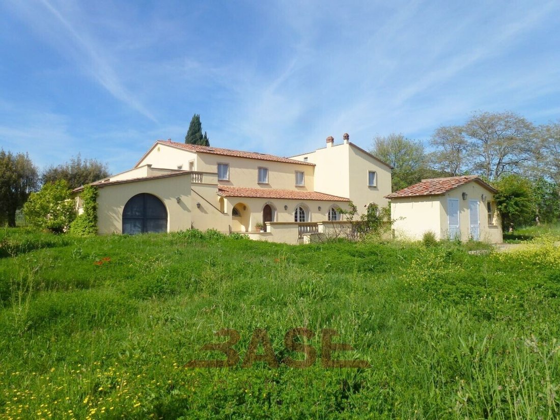 Villa in Vada, Rosignano Marittimo, Tuscany 2 - 18668076