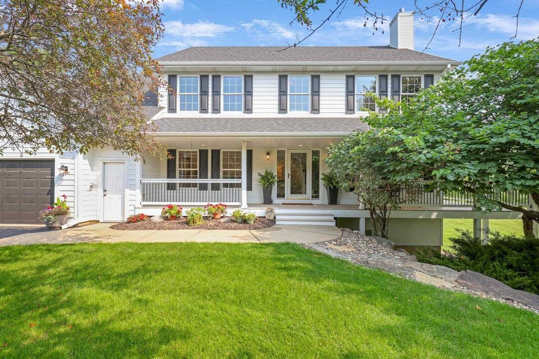 House in Lakeville, Minnesota, United States 4 - 18670368