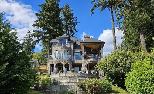 House in Yelm, Washington, United States 1