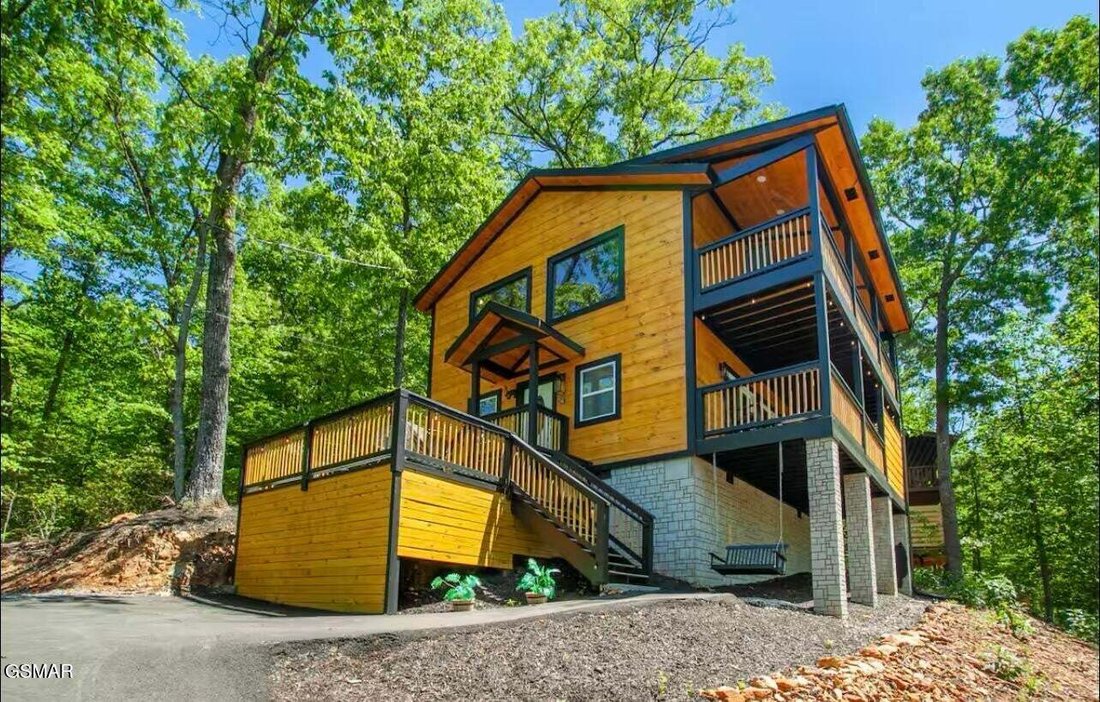 House in Sevierville, Tennessee, United States 1 - 18670718