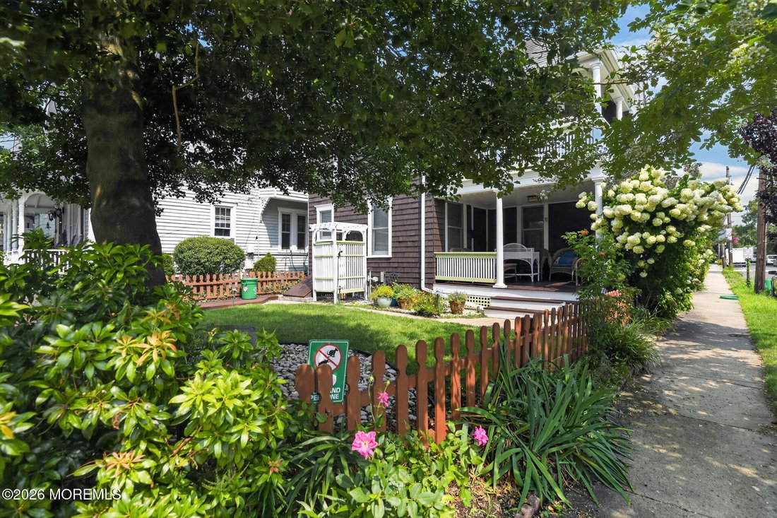 House in Ocean Grove, New Jersey, United States 3 - 18661856