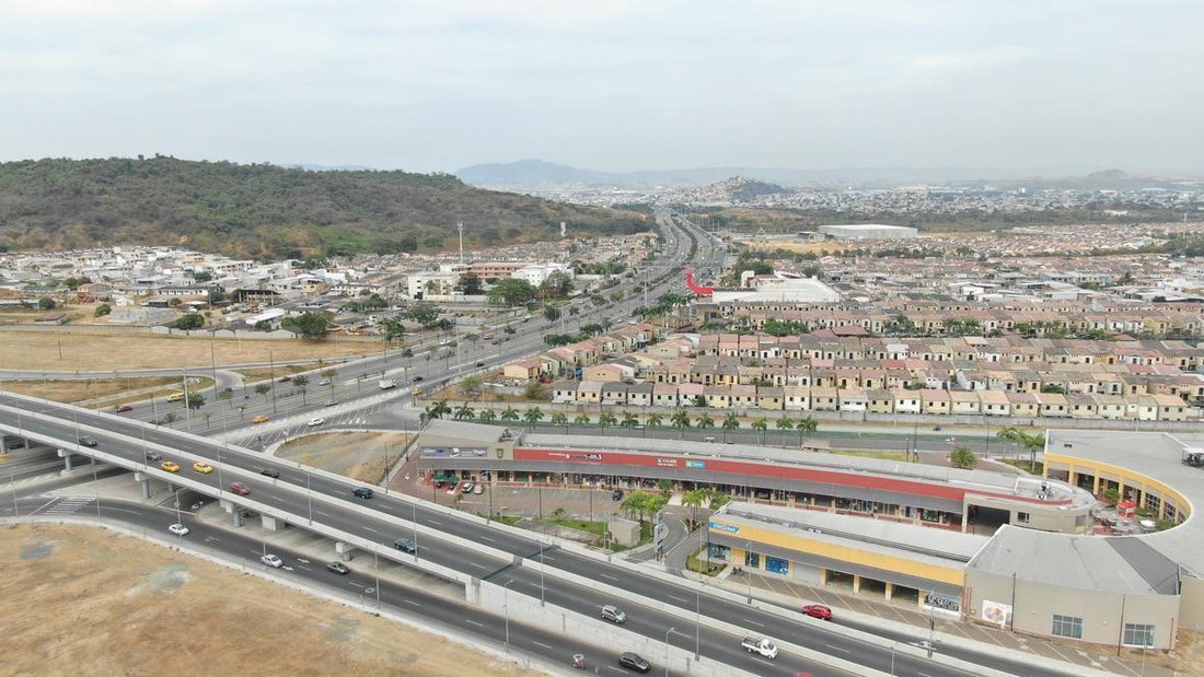 Land in Guayaquil, Guayas, Ecuador 1 - 18660326