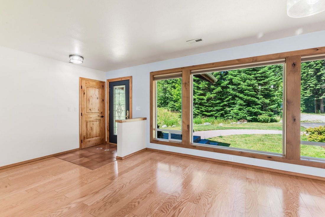 House in Sandpoint, Idaho, United States 5 - 18661263