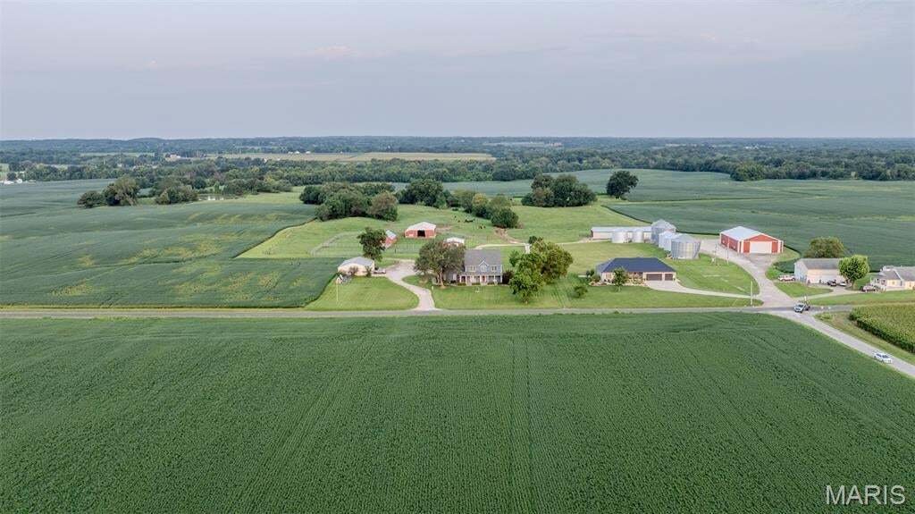 House in Dow, Illinois, United States 2 - 18666250