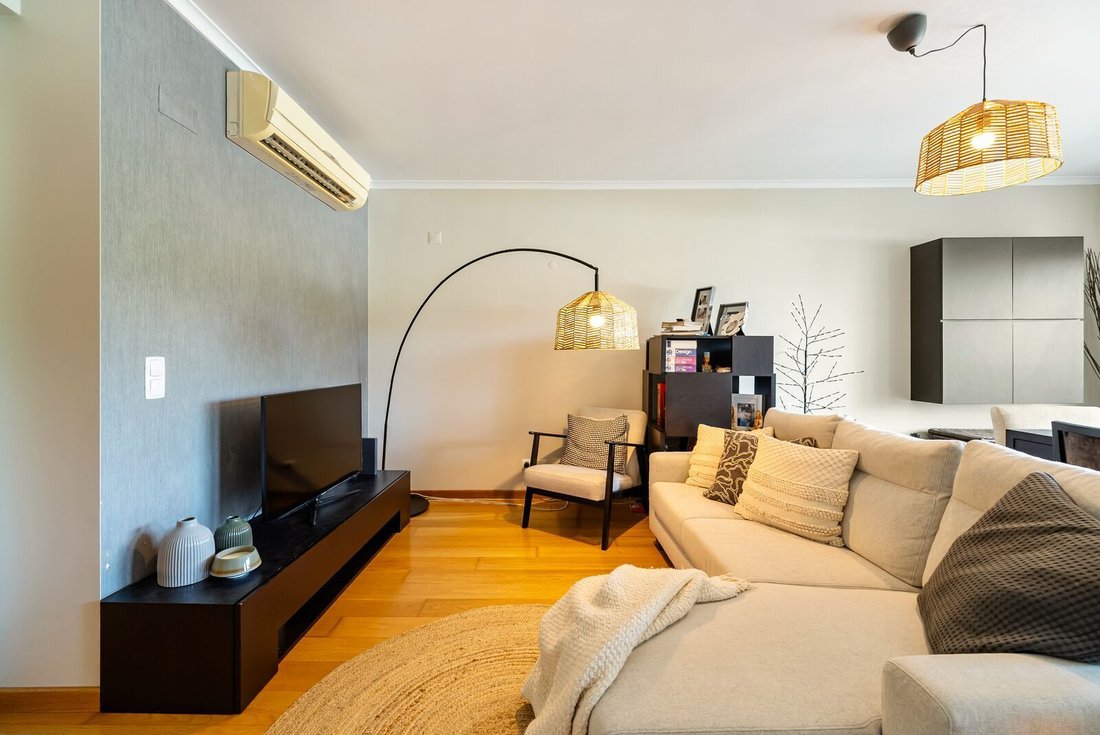 Apartment in Carnaxide e Queijas, Lisbon, Portugal 4 - 18670977
