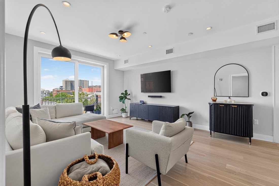 Condo in Jersey City, New Jersey, United States 1 - 18665398