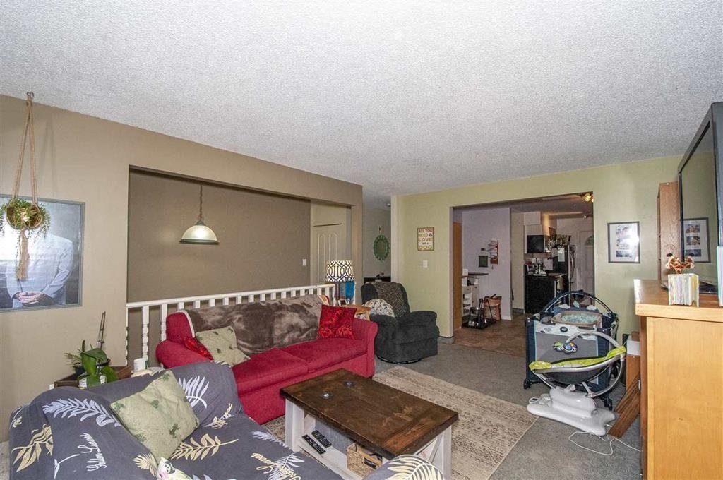 House in Surrey, British Columbia, Canada 5 - 18670339