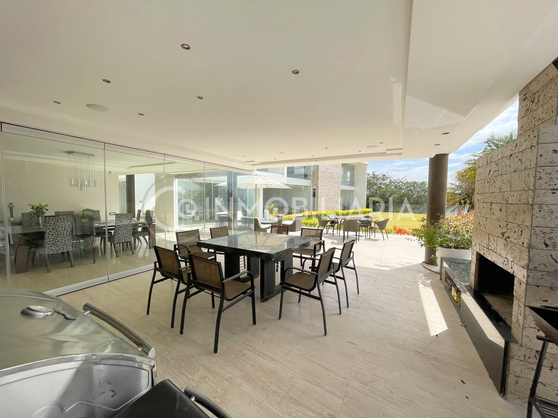 House in Quito, Pichincha, Ecuador 3 - 18661216