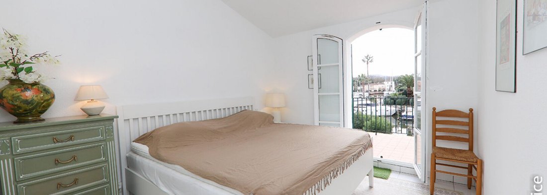 House in Zone Ouest Urbaine, Saint-Tropez, France 5 - 18013780