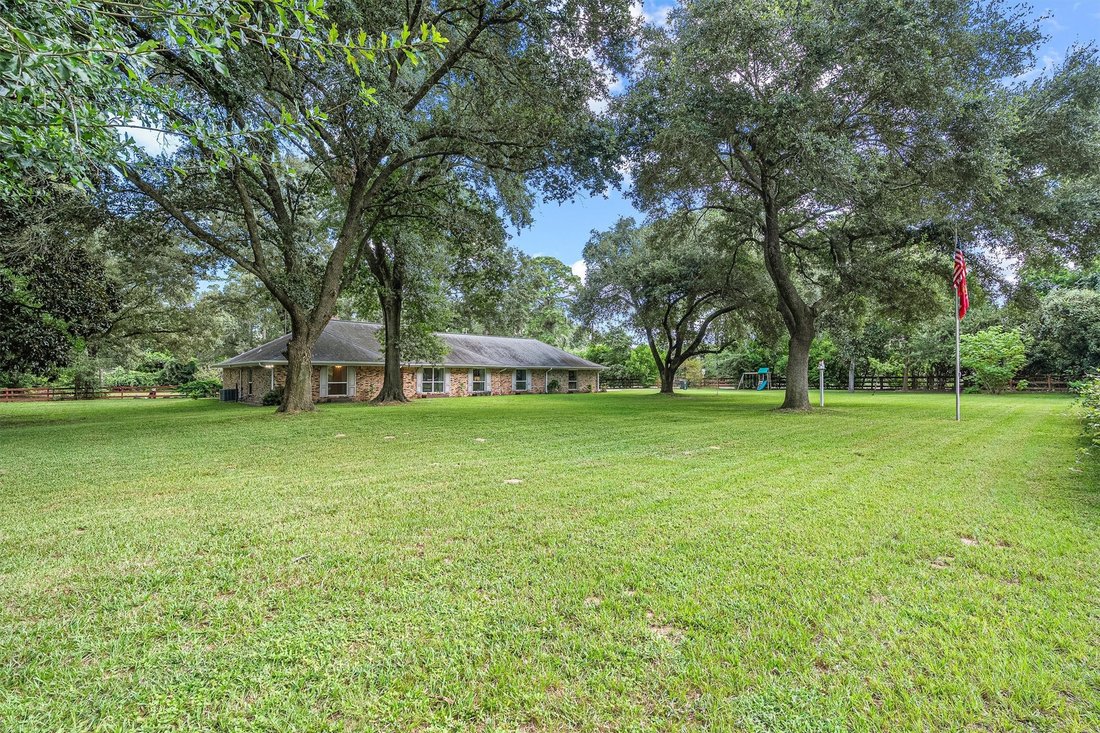 House in Tomball, Texas, United States 5 - 18666041