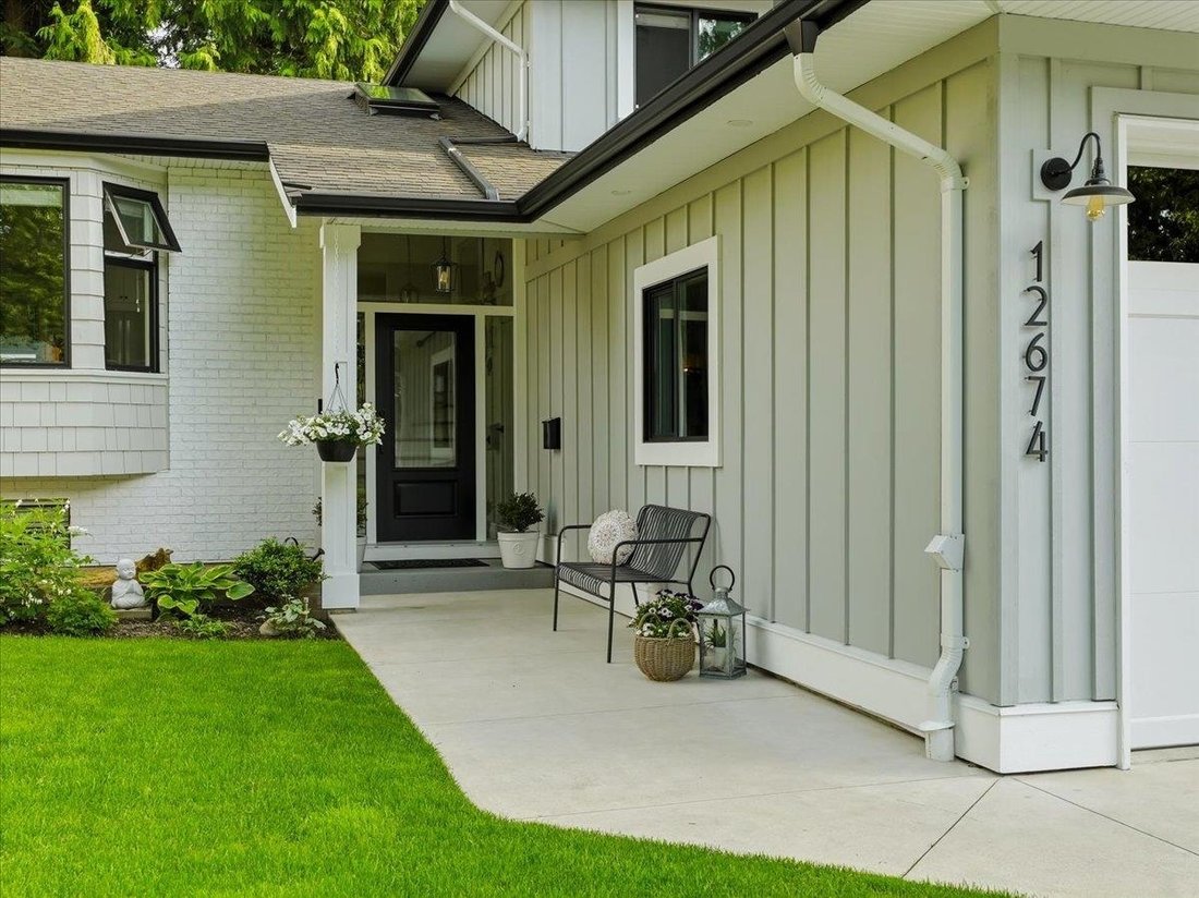 House in Surrey, British Columbia, Canada 3 - 18670459