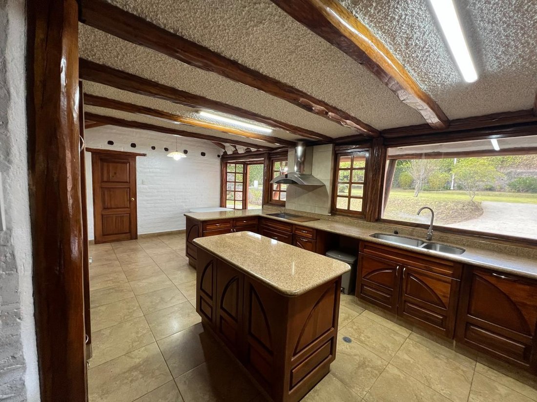 House in Quito, Pichincha, Ecuador 4 - 18666610
