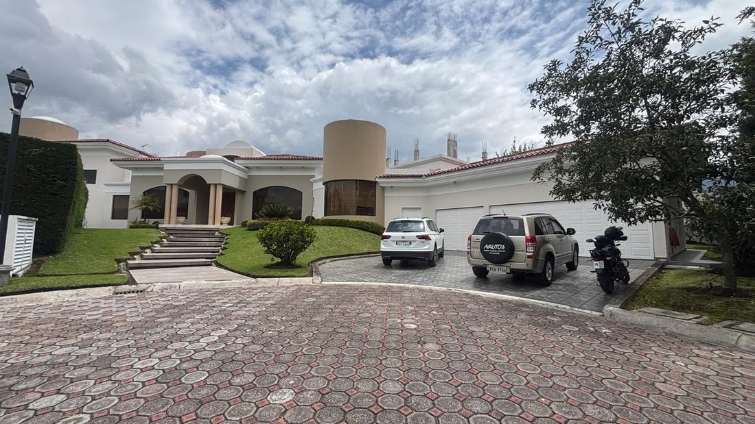 House in Quito, Pichincha, Ecuador 2 - 18661604