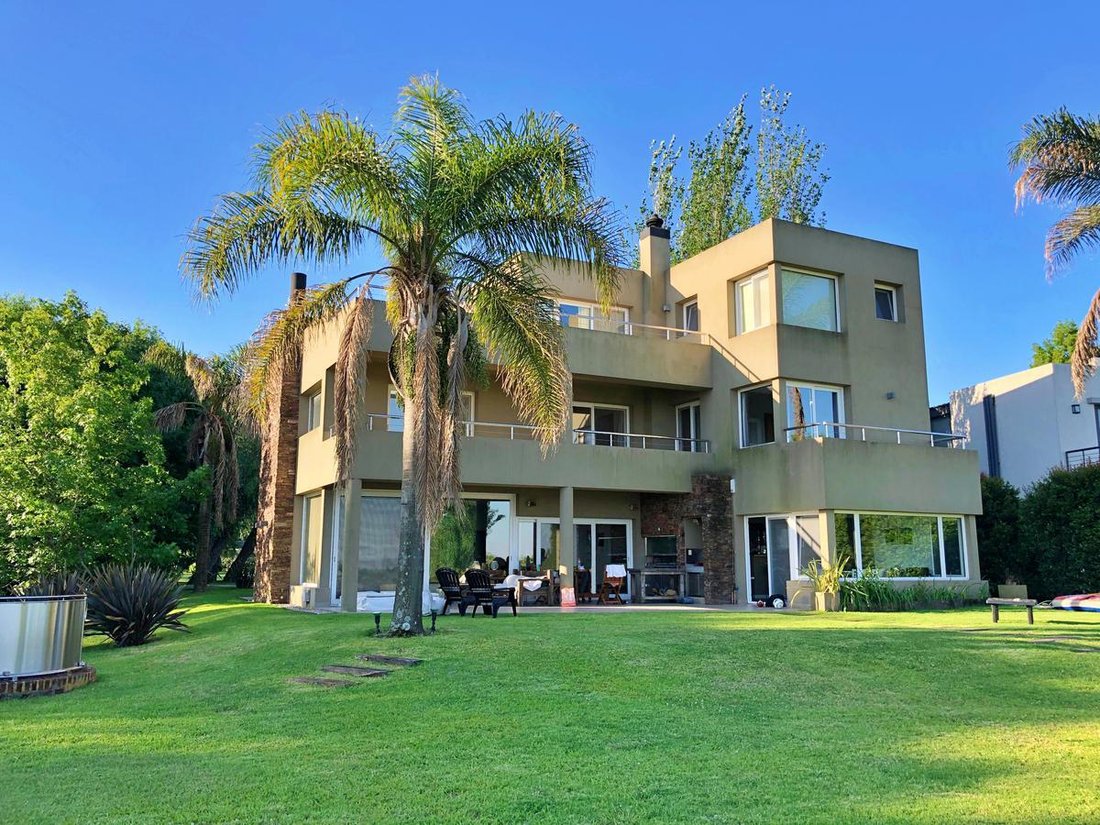 House in San Fernando, Buenos Aires Province, Argentina 3 - 18661072