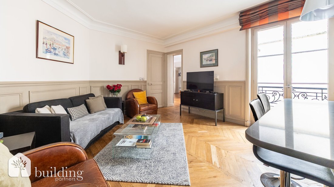 Apartment in Pereire-Malesherbes, Paris 17e Arrondissement, Paris 2 - 18668133