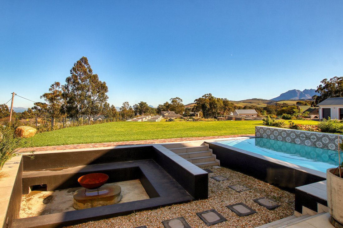 Country House in Sir Lowry's Pass, Cape Town, South Africa 3 - 18665075