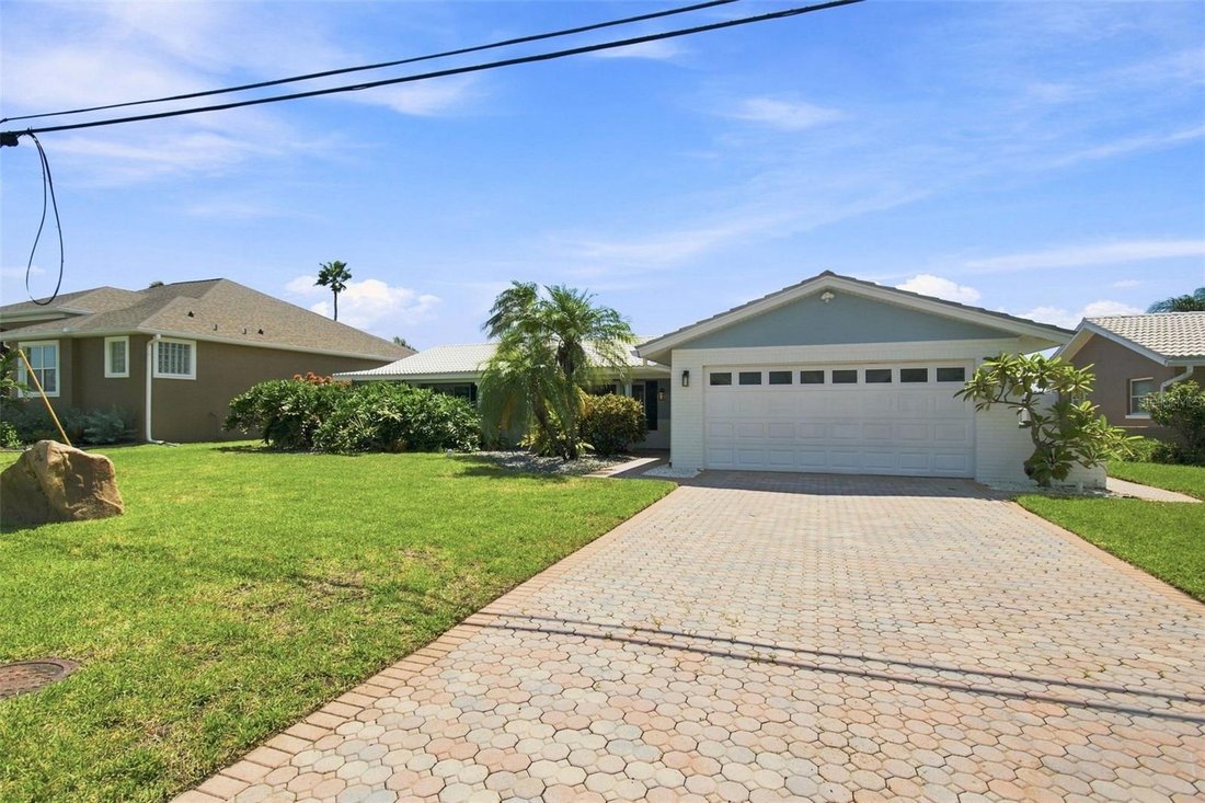 House in St. Pete Beach, Florida, United States 2 - 18662992