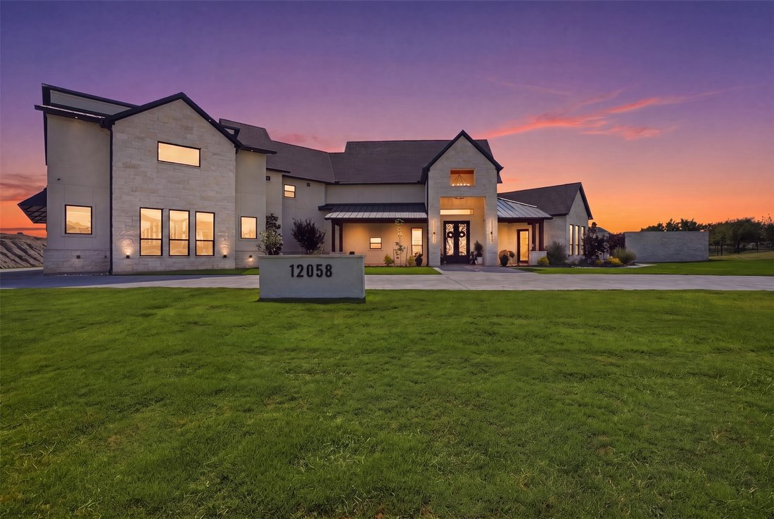 House in Fort Worth, Texas, United States 2 - 18659693
