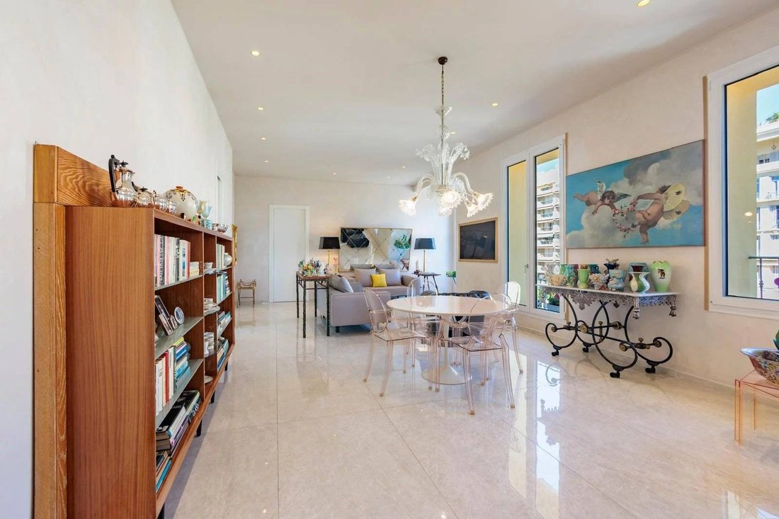 Apartment in Menton, Provence-Alpes-Côte d'Azur, France 4 - 18558774