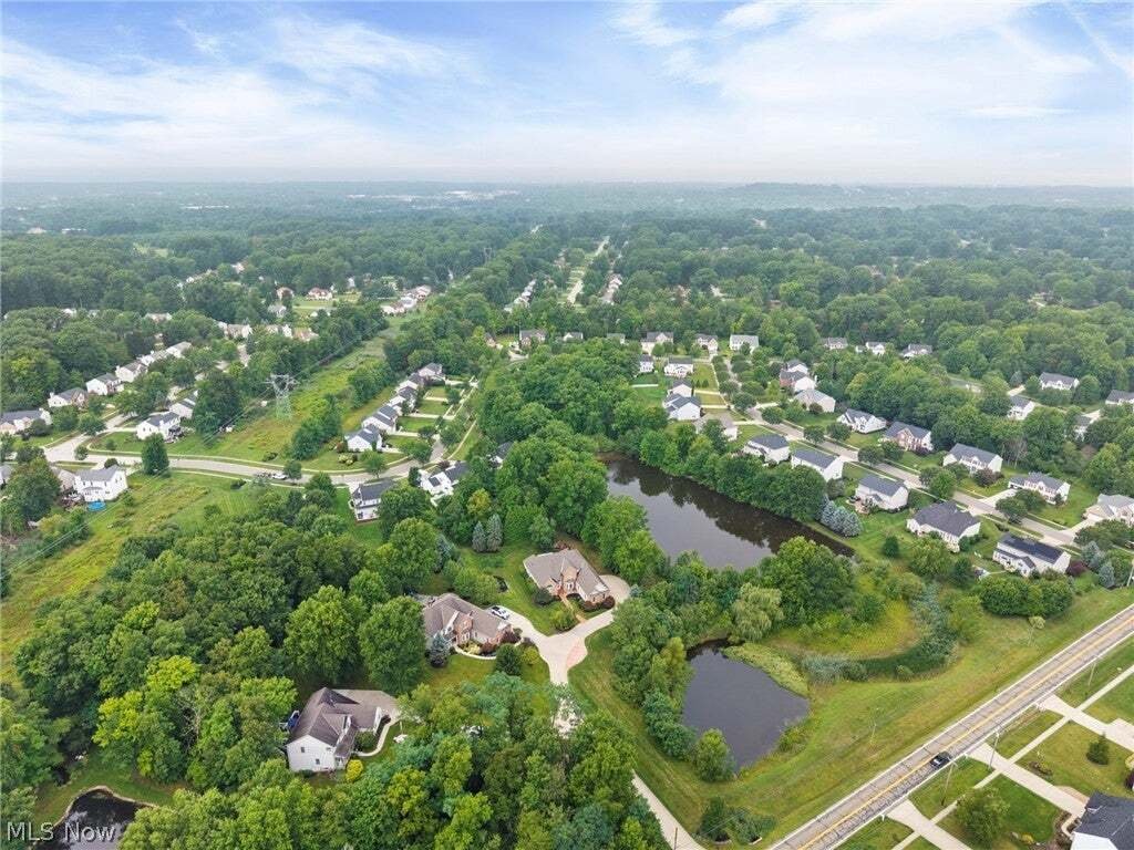 House in Twinsburg, Ohio, United States 4 - 18659340
