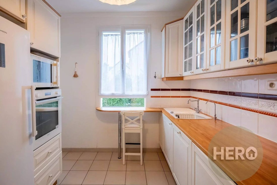 House in Sud, Plaisir, France 5 - 16170836