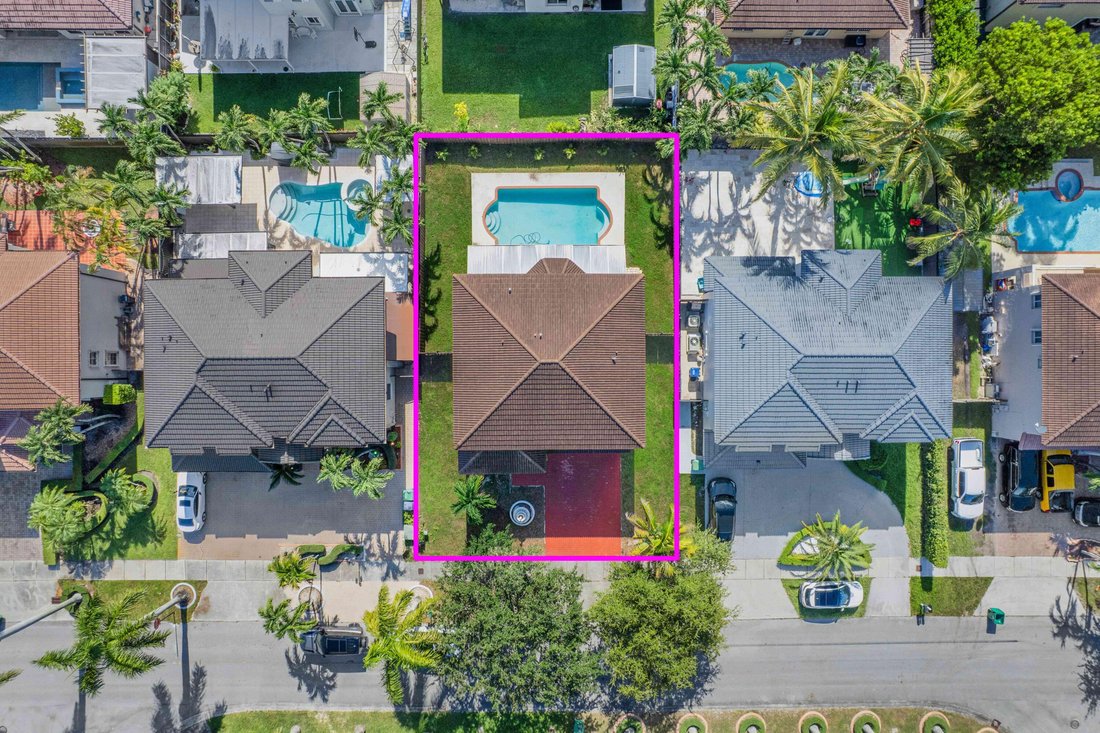 House in Miami, Florida, United States 4 - 18659313