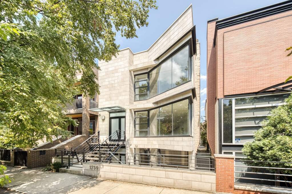 House in Chicago, Illinois, United States 1 - 18665468