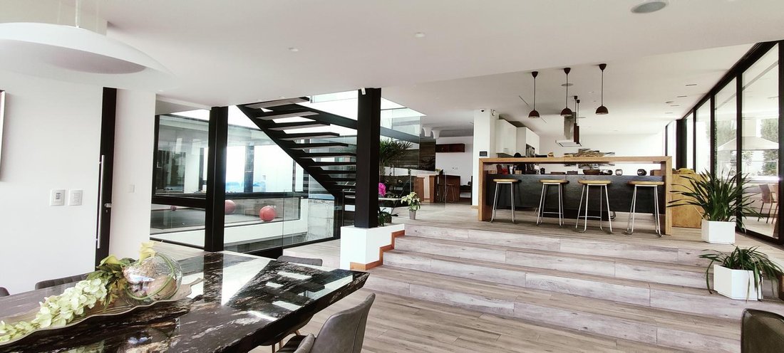 House in Quito, Pichincha, Ecuador 4 - 18661516