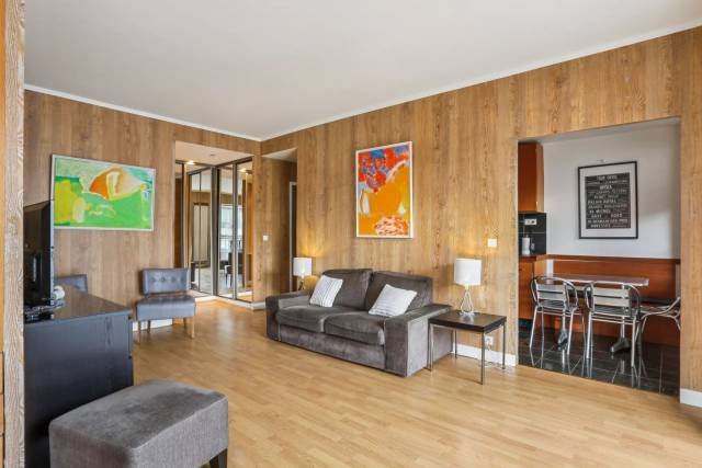 Apartment in La Plaine des Sablons, Neuilly-sur-Seine, France 1 - 16825288
