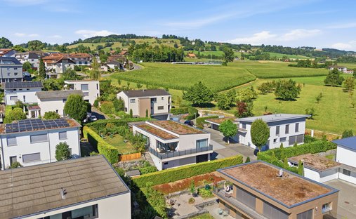 House in Nottwil, Lucerne, Switzerland 1