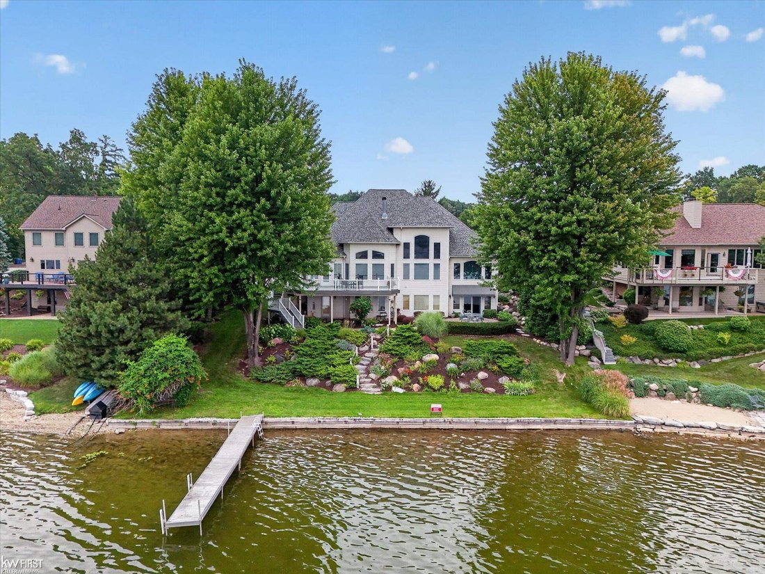 House in Fenton, Michigan, United States 1 - 18663213