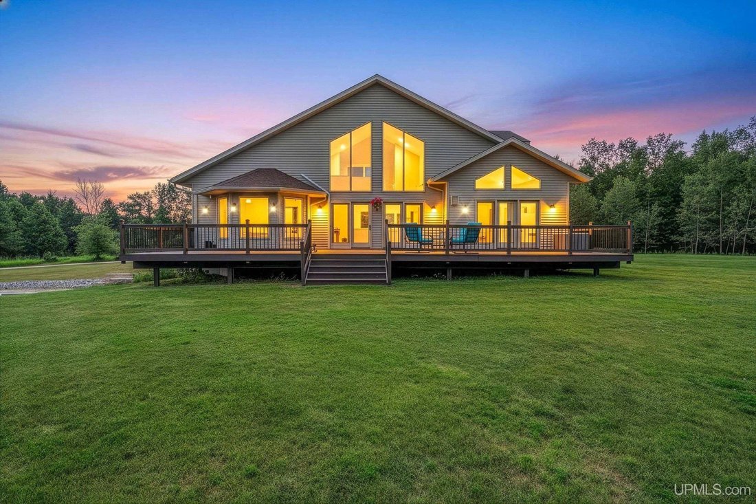 Casa a Wilson, Michigan, Stati Uniti 1 - 18662453